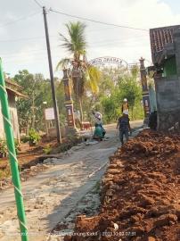Padat Karya untuk Meningkatnya Kualitas Jalan Lingkungan Pemukiman